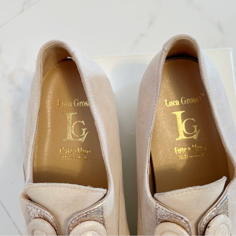 ITALIAN Sparkly Beige Silver Leather
Suede Hardwear Shoe Size 39 - Picture 12 of 16